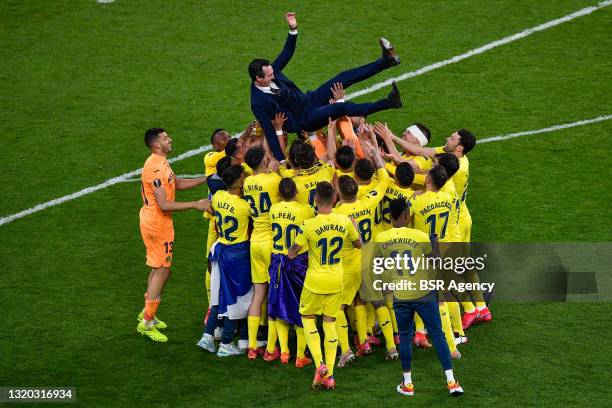 Team of Villarreal CF celebrating the win of the UEFA Europa League with coach Unai Emery of Villarreal CF during the UEFA Europa League Final match...