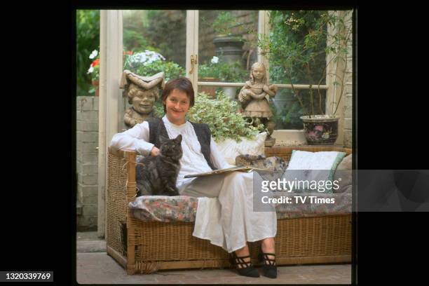 Actress Janine Duvitski photographed at home, circa 1994.