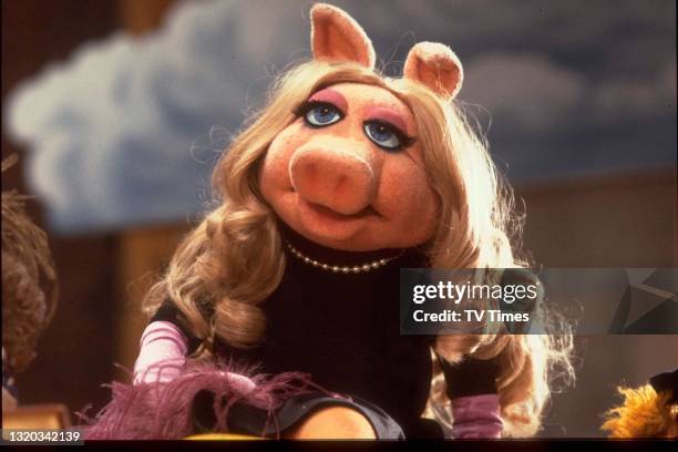 Puppet character Miss Piggy on the set of The Muppet Show at Elstree Studios, Hertfordshire, circa 1979.