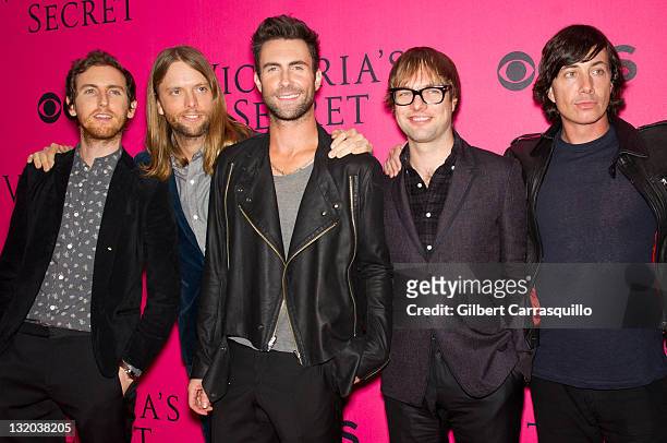 Musicians Jesse Carmichael, James Valentine, Adam Levine, Mickey Madden and Matt Flynn of the group Maroon 5 attend the 2011 Victoria's Secret...