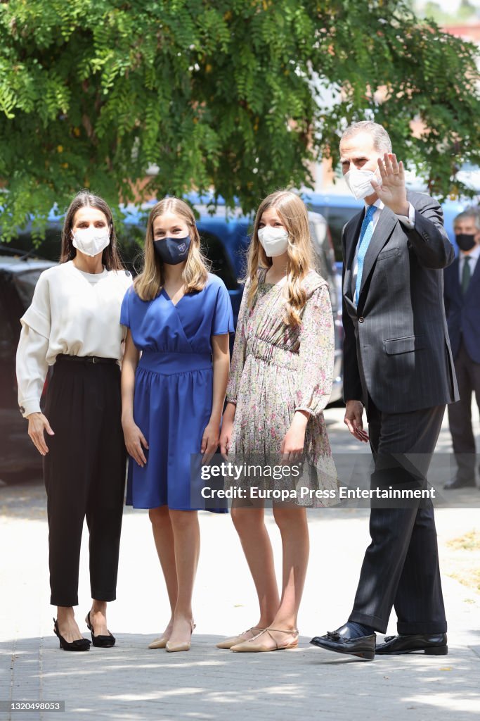 Princess Leonor Receives Her Confirmation Surrounded By The King And Queen And Infanta Sofia