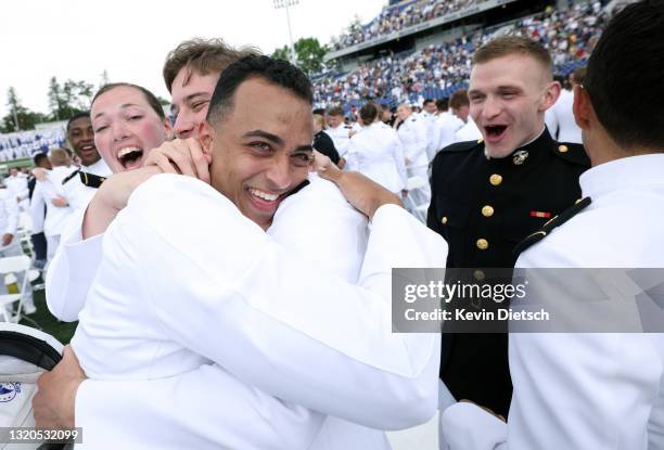 Shipyard Graduation Navy Graduation Photos and Premium High Res Pictures - Getty Images