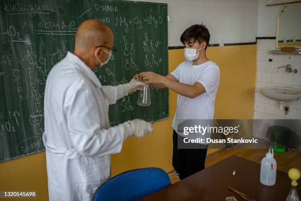 Science Labmask Kids Science Lab Masks Photos and Premium High Res Pictures - Getty Images