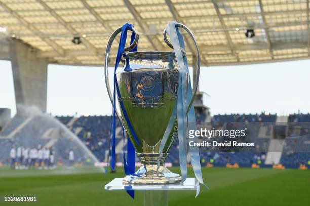 The UEFA Champions League trophy is seen ahead of the UEFA Champions League Final between Manchester City and Chelsea FC at Estadio do Dragao on May...