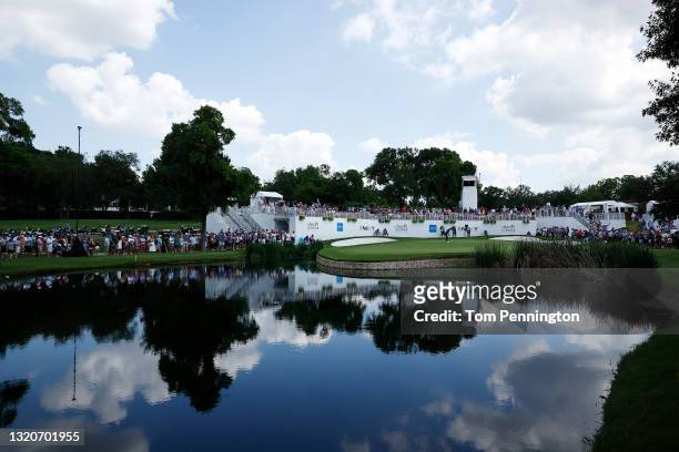 Jordan Spieth putts on the ninth hole green during the third round of the Charles Schwab Challenge at Colonial Country Club on May 29, 2021 in Fort...