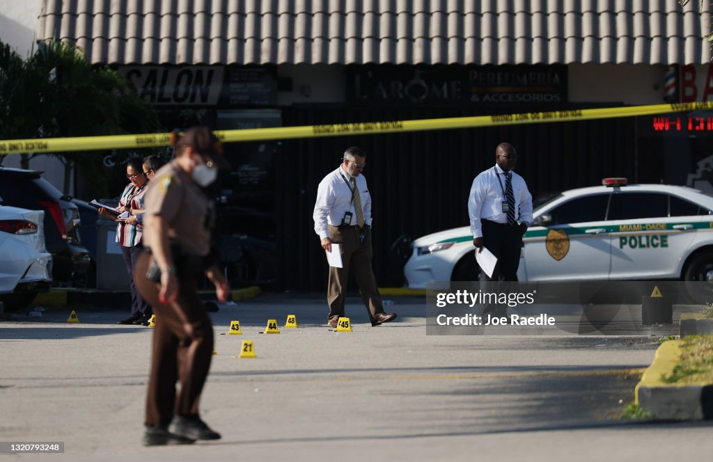 2 Dead And Over 20 Injured In Mass Shooting Outside Miami-Area Concert
