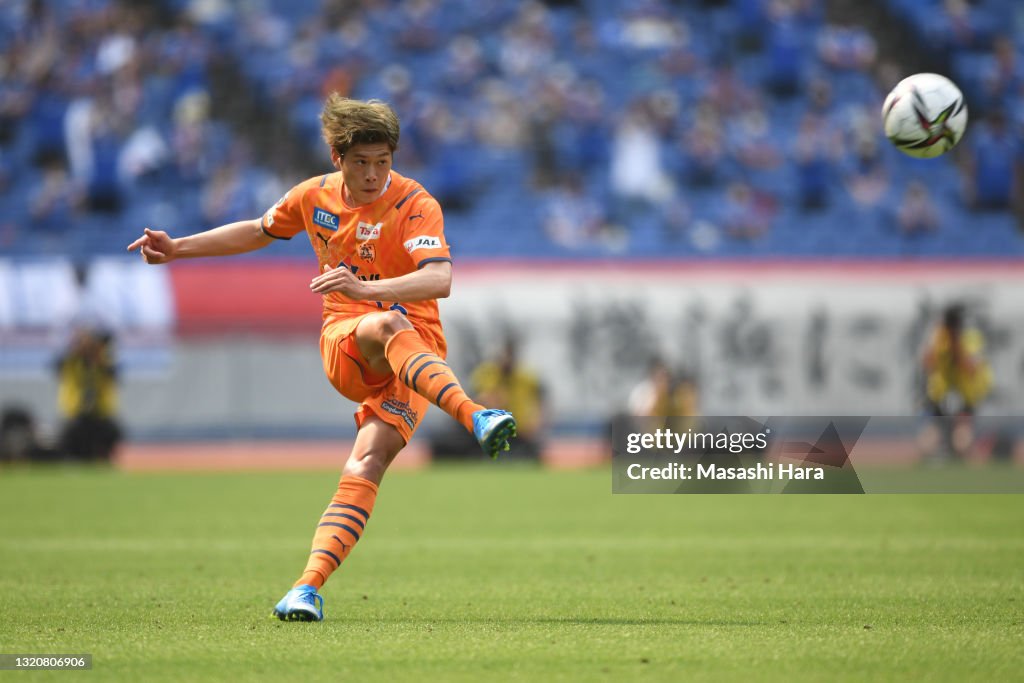 Yokohama F.Marinos v Shimizu S-Pulse - J.League Meiji Yasuda J1