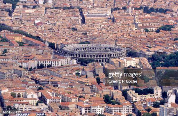nîmes, aerial view of the arena - gard photos et images de collection