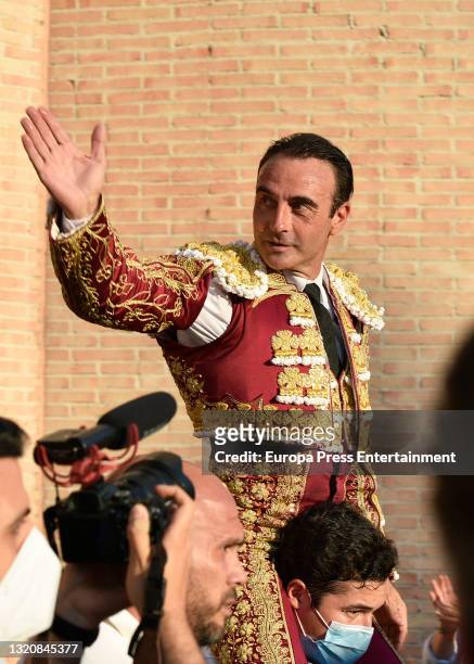 Enrique Ponce shoulders out of the Navlacarnero bullring on May 29, 2021 in Navalcarnero, Madrid, Spain.