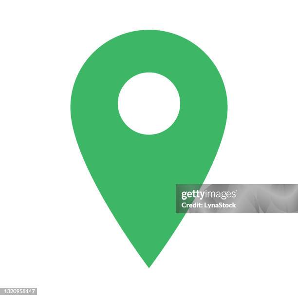 ilustraciones, imágenes clip art, dibujos animados e iconos de stock de icono vectorial de pinpoint aislado sobre fondo blanco. símbolo para sitio web, navegador gps, aplicaciones, tarjeta de visita. ilustración en diseño plano. marcador de ubicación. marca de geolocalización en el mapa. - icono de pin de mapa