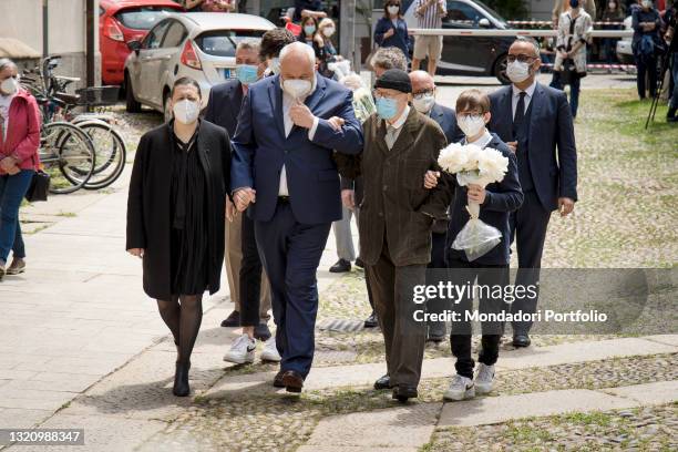 Funeral of the Italian dancer Carla Fracci at the basilica of San Marco. In the photo, the husband theater director Beppe Menegatti with his son...