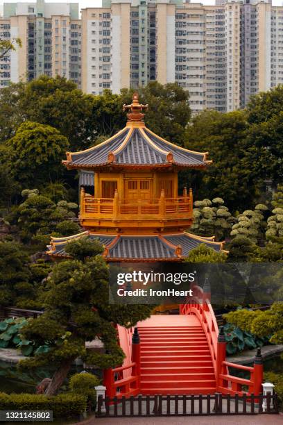 chi lin monastery - pavilion stock pictures, royalty-free photos & images
