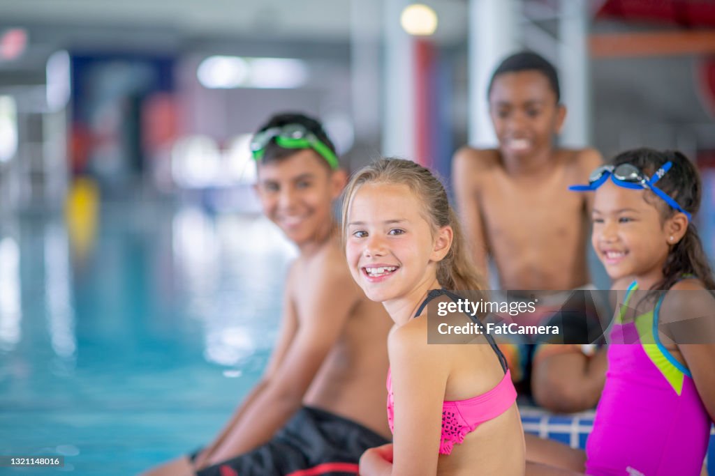 Middle Friends Pool Friends At The Pool High-Res Stock Photo - Getty Images