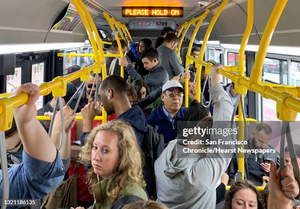 Cluttered Bus Rider Over Crowded Bus Photos and Premium High Res Pictures - Getty Images