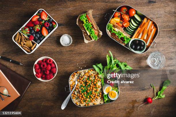 healthy lunch in boxes - lunchlåda bildbanksfoton och bilder