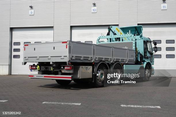 electric truck on a parking - power line truck stock pictures, royalty-free photos & images