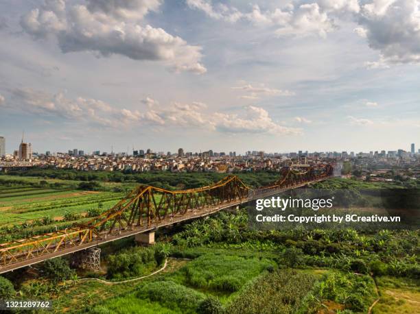 aerial view of long bien bridge - hanoi cityscape stock pictures, royalty-free photos & images