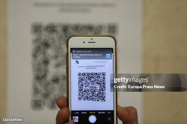 Tax Code Checkerk Ios Tax Code Photos and Premium High Res Pictures - Getty Images