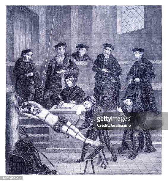 illustrations, cliparts, dessins animés et icônes de l’homme est torturé au tribunal clérical inquisition du 14ème siècle - instrument of torture