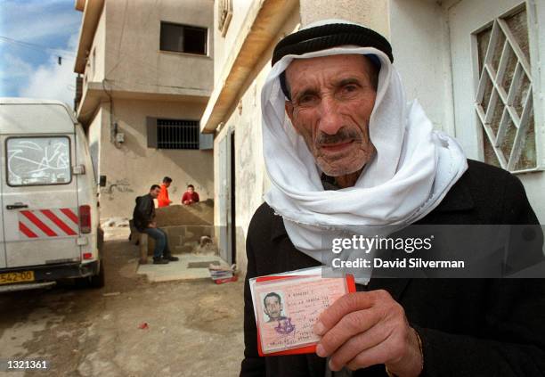 Palestinian Id 16,921 Palestinian Id Stock Photos, High-Res Pictures, and Images ...