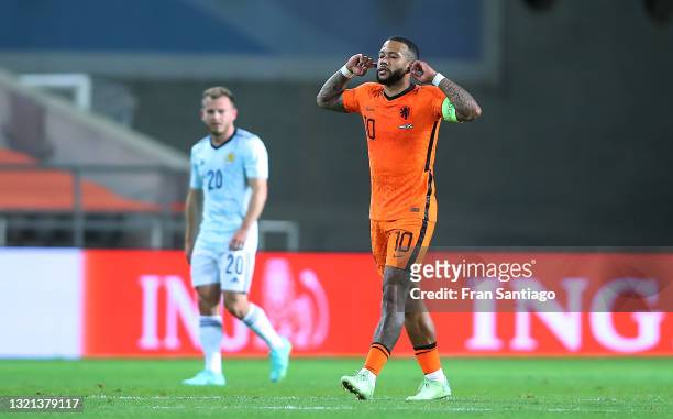 Memphis Depay of Netherlands celebrates scoring a goal during the international friendly match between Netherlands and Scotland at Estadio Algarve on...