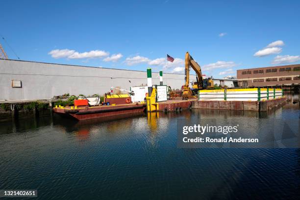 gowanus canal - gowanus canal stock pictures, royalty-free photos & images