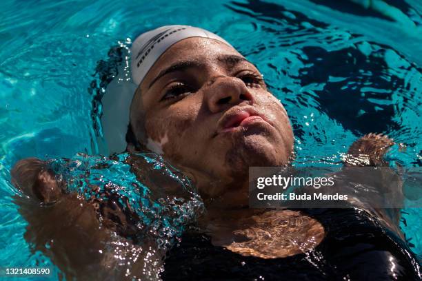 Brazilian para athlete swimmer Jessica Oliveira, known as "Jessyborg - the robot girl", trains at Vasco da Gama Club on June 02, 2021 in Rio de...