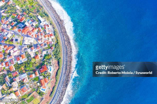 aerial view of jardim do mar seaside town, madeira - madeira material stock pictures, royalty-free photos & images