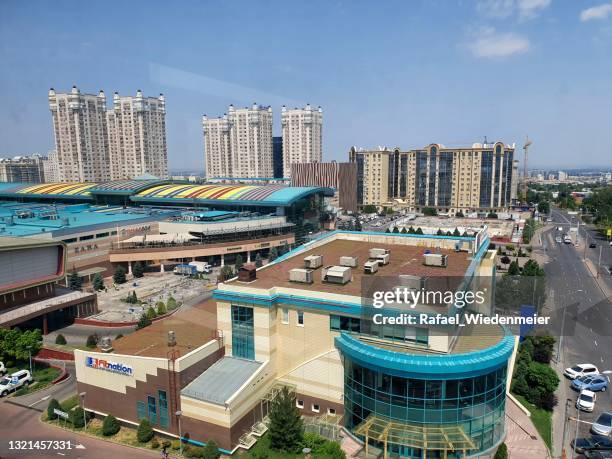 almaty skyline - city life in almaty stockfoto's en -beelden