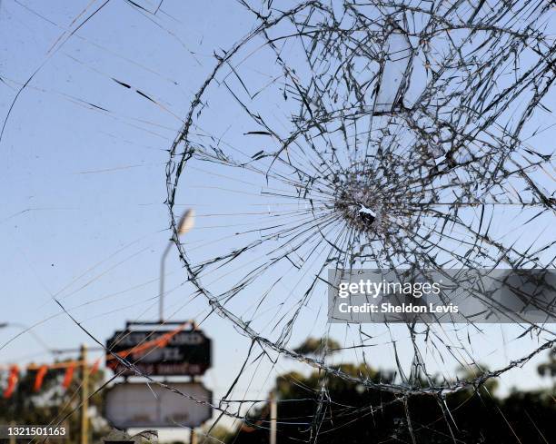 Crazed Window 38 Shatter Proof Glass Stock Photos, High-Res Pictures, and Images ...