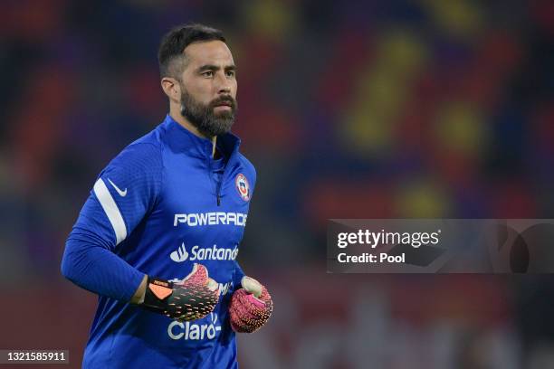 Claudio Bravo of Chile warms up before a match between Argentina and Chile as part of South American Qualifiers for Qatar 2022 at Estadio Unico Madre...