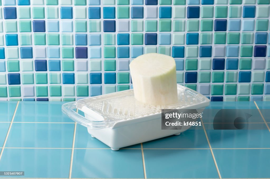Imagem de rabanete ralado para cozinhar panela quente