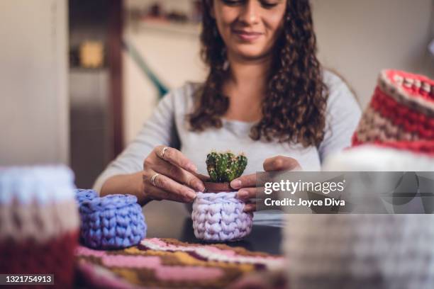 woman producing crochet art - crochet stock pictures, royalty-free photos & images