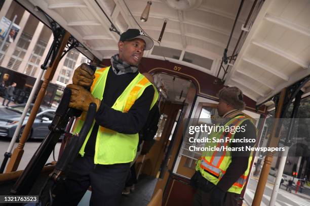 Cars Bell Ringing 102 Cable Car Bell Ringing Stock Photos, High-Res Pictures, and Images ...