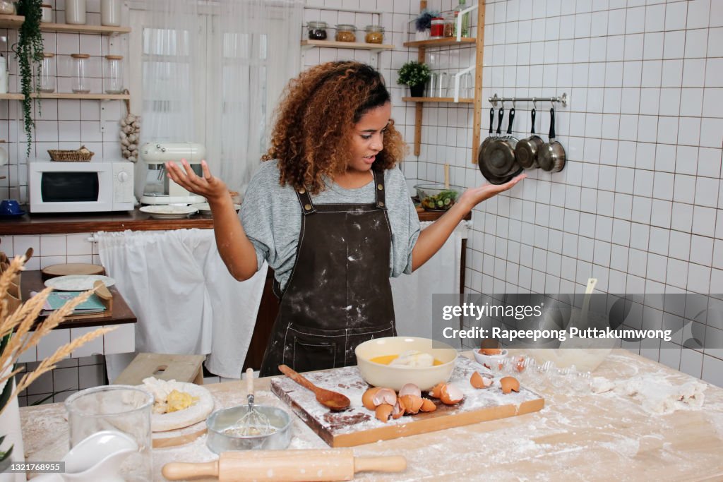 https://media.gettyimages.com/id/1321768955/photo/mom-was-stressed-when-she-came-to-see-the-messy-kitchen-after-cooking.jpg?s=1024x1024&w=gi&k=20&c=ZaAzQYHoOzoWNyOVlARoRUStE0B6wLfJDSmfdyme3Bs=