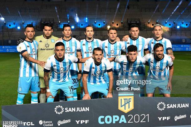 Players of Racing Club pose for the team photo prior to the final News  Photo - Getty Images