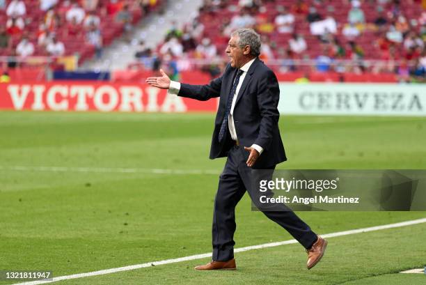 Head coach Fernando Santos of Portugal gestures during the international friendly match between Spain and Portugal at Estadio Wanda Metropolitano on...