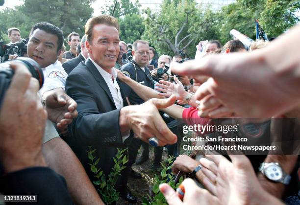 Arnold008_mac.jpg Schwarzenegger at his first public appearance since he announced his run for Governor, shaking hands outside the gates of NBC...