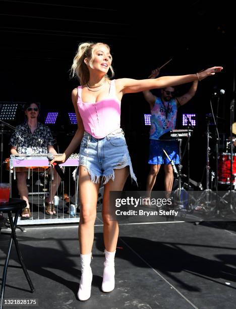 Recording artist MacKenzie Porter performs during the Cowboys & Angels Pool Party as part of the Dustin Lynch Pool Situation: Vegas weekend at the...