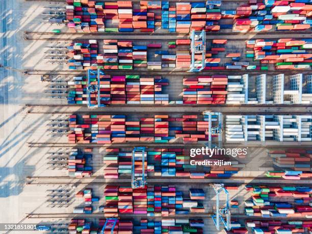 Container Upper View Aerial Top View Container Ship Photos and Premium High Res Pictures ...