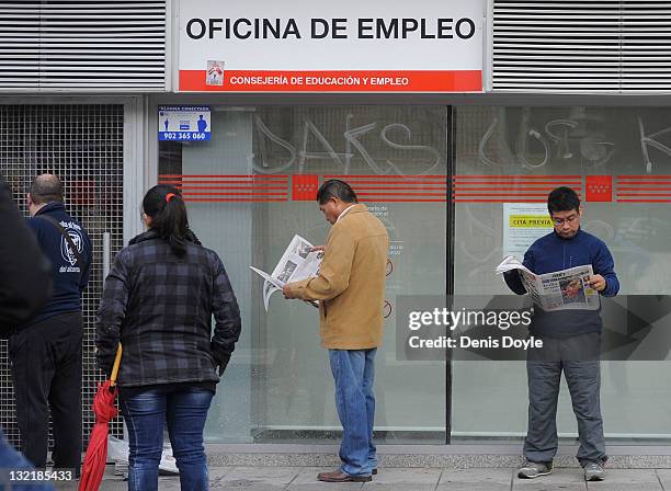 People queue up outside a job center on November 10, 2011 in Madrid, Spain. The current Eurozone debt crisis has left Spain with crippling economic...