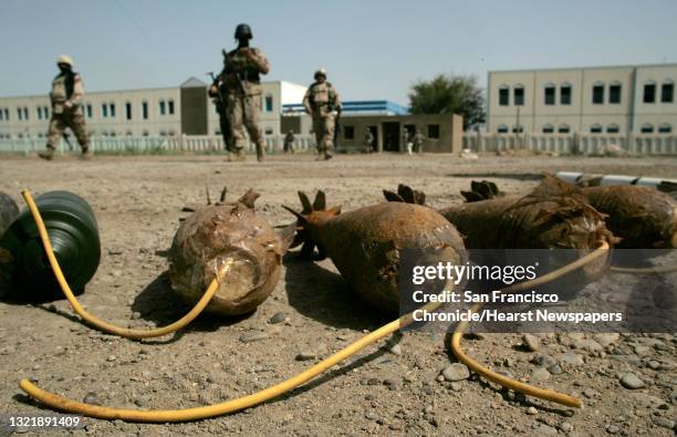 Ied Exploding Roller 1 651 Ied Iraq Stock Photos, High-Res Pictures, and Images - Getty Images