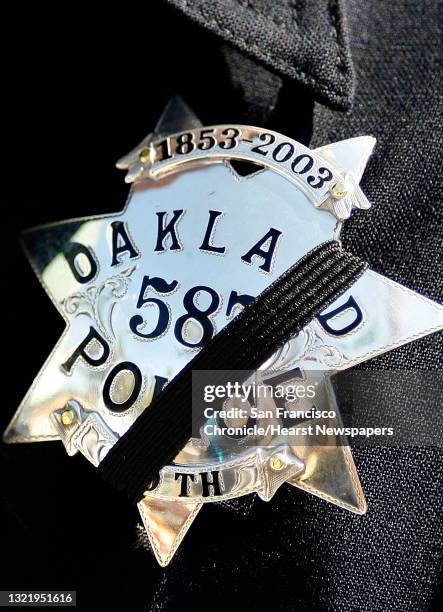 Fallen Ribbon Fallen Officer Badge Photos and Premium High Res Pictures - Getty Images