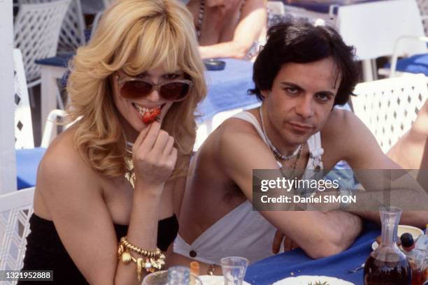 La chanteuse Amanda Lear et Alain-Philippe Malagnac, circa 1970.