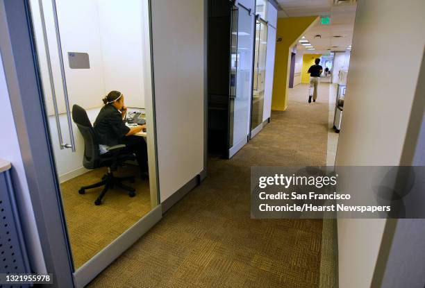 Intel Cubicles 25 Office Cubicle Farm Stock Photos, High-Res Pictures, and Images ...