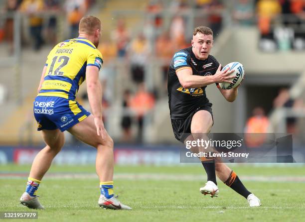 Jake Coach Wolves Jake Garland Photos and Premium High Res Pictures - Getty Images