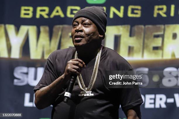 Trick Daddy performs prior to the weigh-in ahead of the exhibition boxing match between Floyd Mayweather and Logan Paul at Hard Rock Stadium on June...