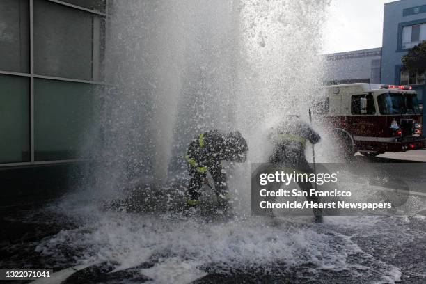 Fire Hydrant Injuries 384 Hydrant Valve Stock Photos, High-Res Pictures, and Images - Getty ...