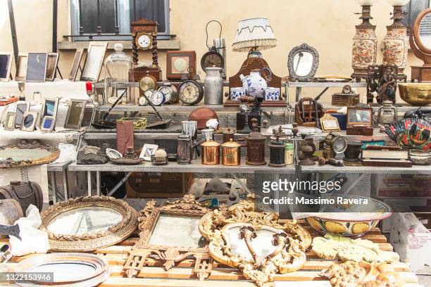 flea market - antiques stock pictures, royalty-free photos & images
