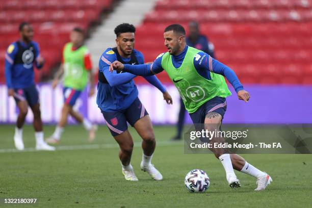 England v Romania - International Friendly, News Photo